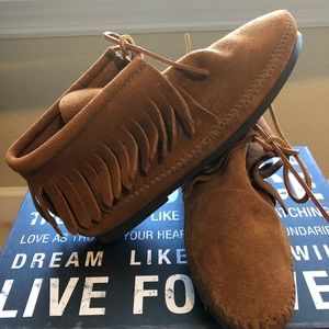 Minnetonka Classic Fringe Bootie